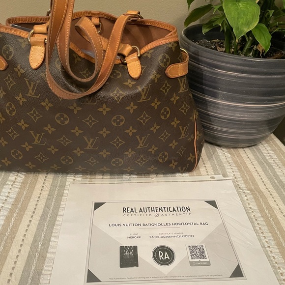 🛑SOLD🛑
Monogram Canvas Batignolles Horizontal - Picture 8 of 8